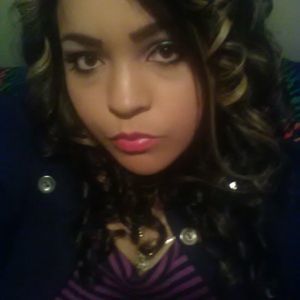 Meet your Posher, Faviola